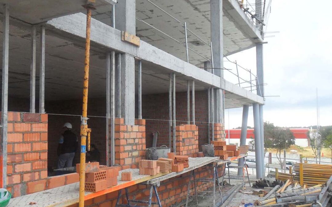 51 HOMES – SAN ROQUE (CÁDIZ)